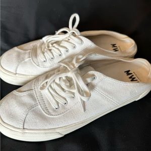 Madewell white slip on tennis shoes MWL size 8.5